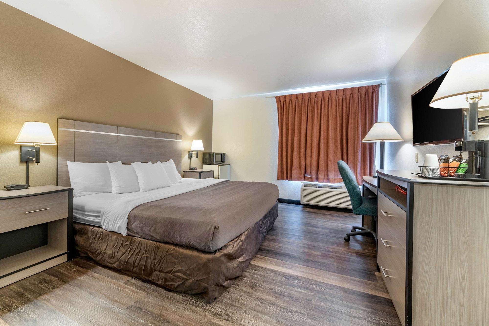 Econo Lodge Pueblo Zewnętrze zdjęcie